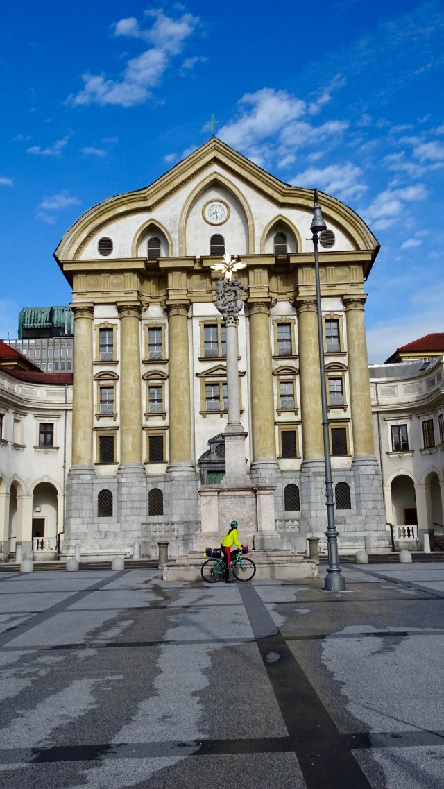 7EF4CC55-C908-46A7-AA23-7865CFBE0EE7