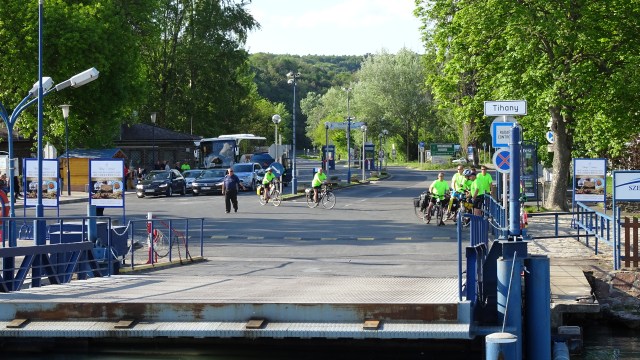 8808CFB6-343C-4E3B-9985-3E9A3B98C183