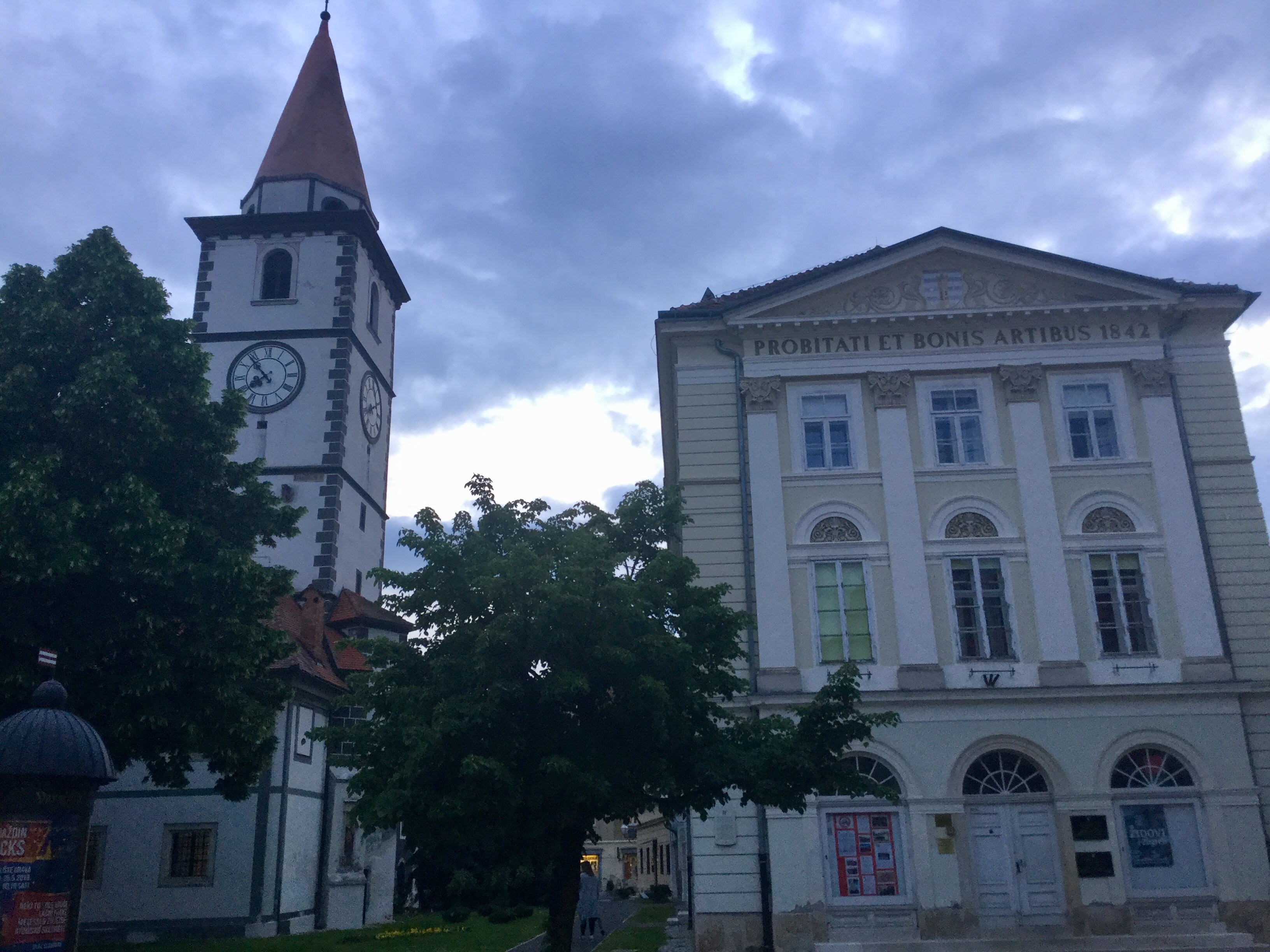 8EA900B4-EF43-4D0D-9AB8-BE48F1052843