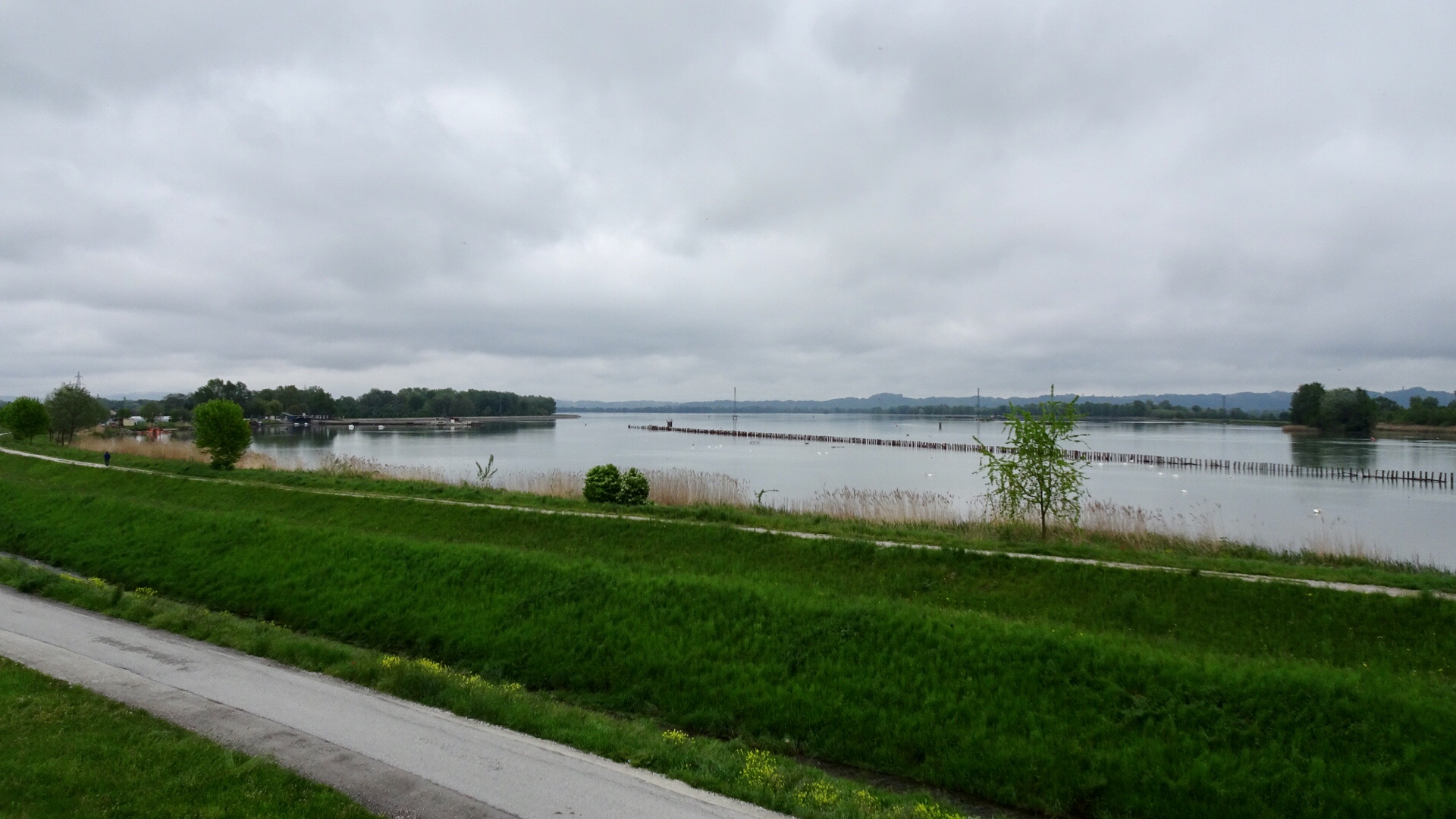 98771FA3-B5CC-41FD-A33C-3078F70FA733