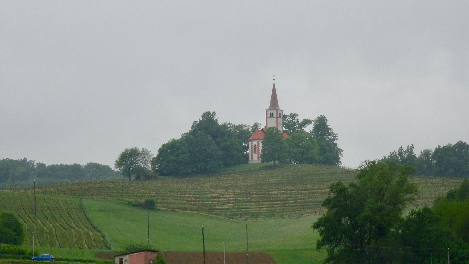 98B92FF2-1AD8-410E-9F76-72049E82BF04