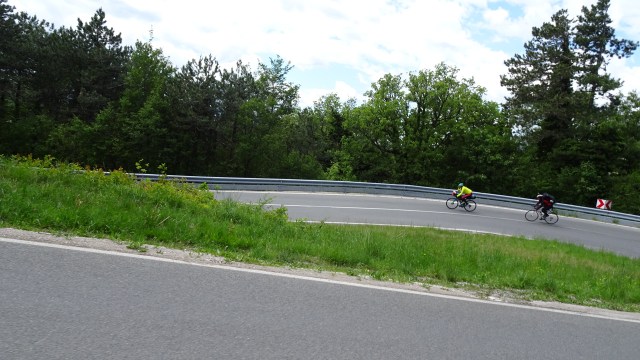 A799BA35-1863-462D-8FC0-7542C275E50C