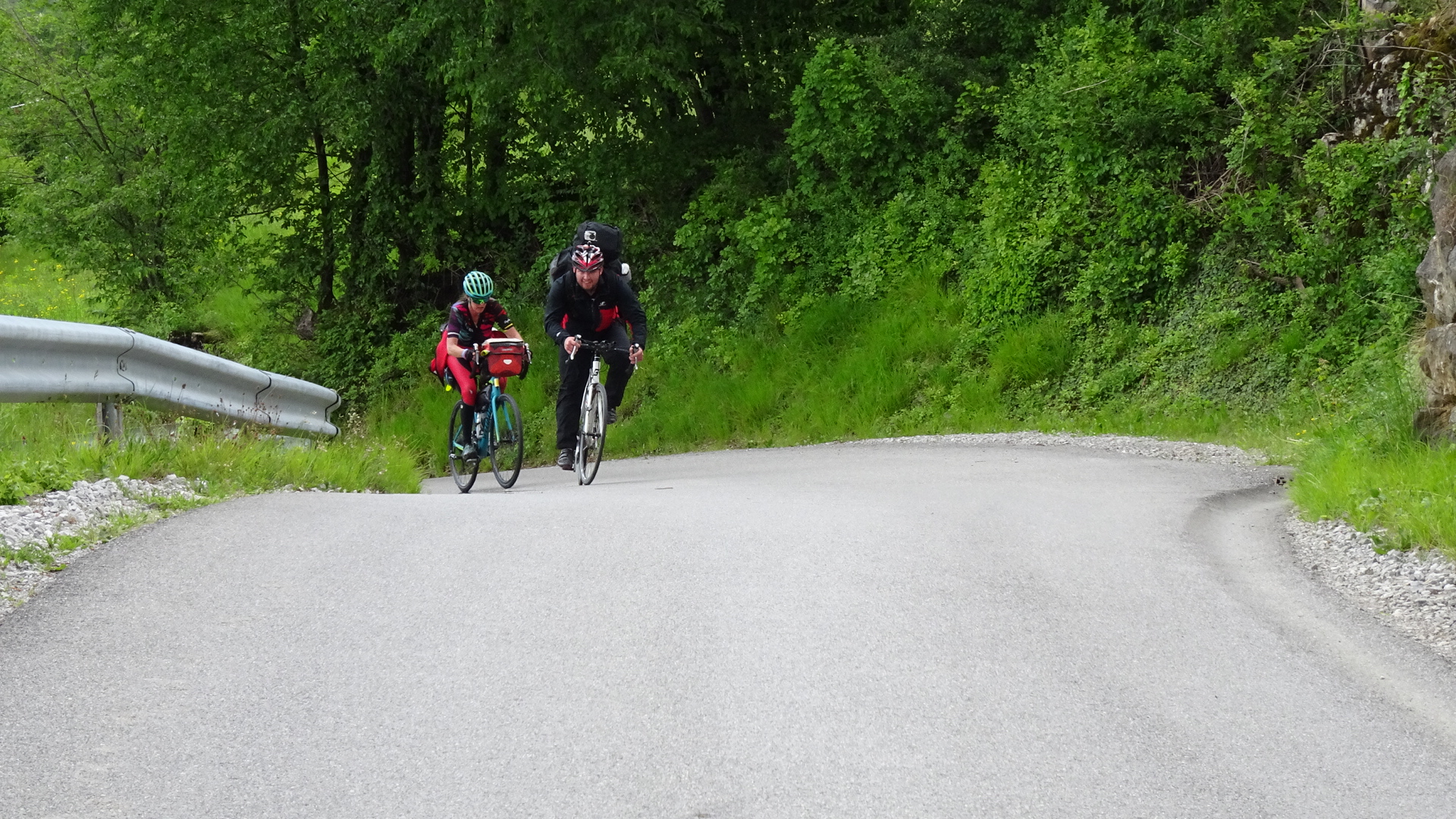 AAD35813-A049-450E-B78B-73984AA8B854