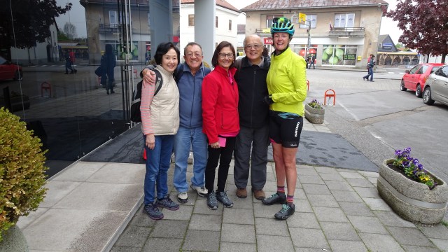 AD38E994-016E-4A9C-B128-2697E4E13CC8