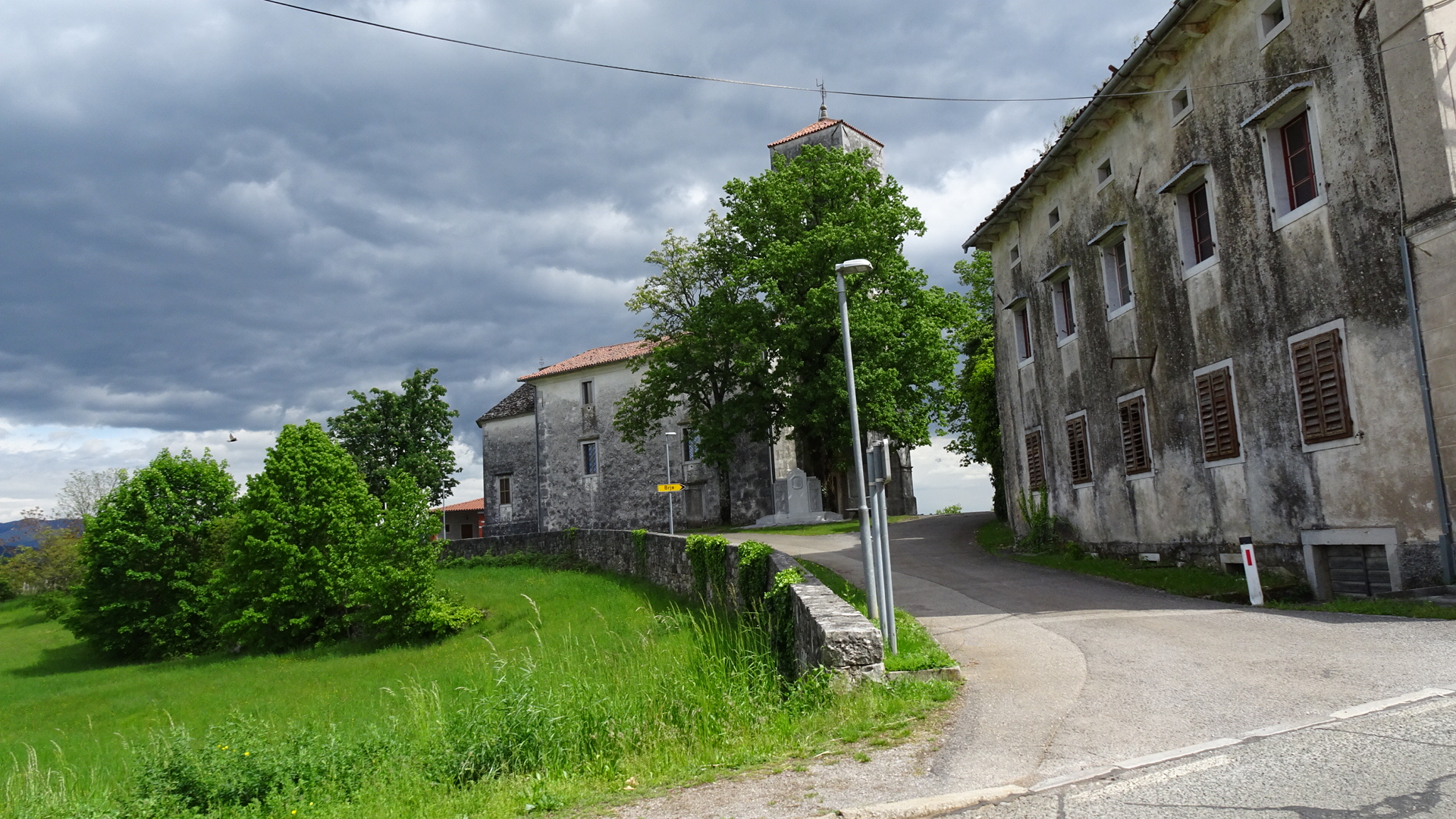 C532C8A3-4E0C-41F7-9F29-0AC4C9A7E7CE