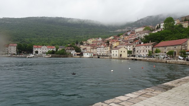 D0C45FC6-D10D-49B0-9BC0-BFF810E96F56