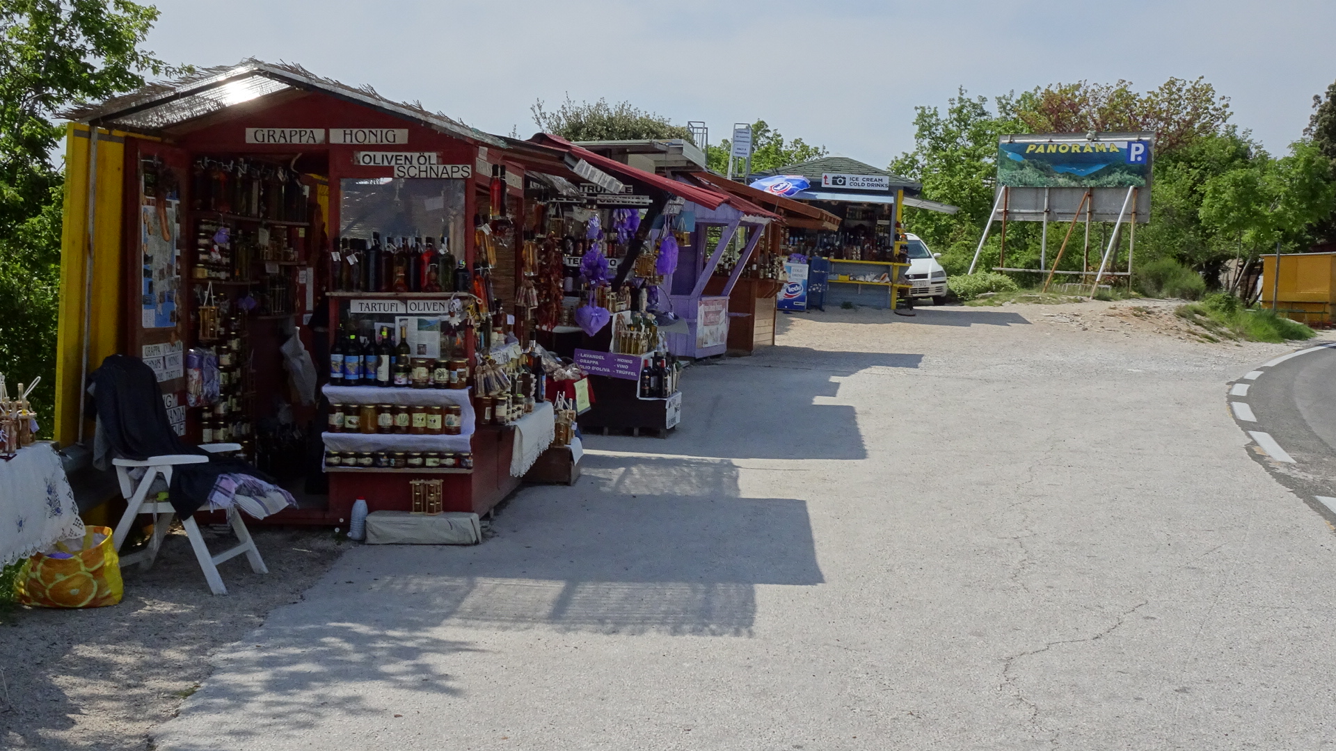 D71208A1-89FC-46AB-844C-C3EDC013B4E7