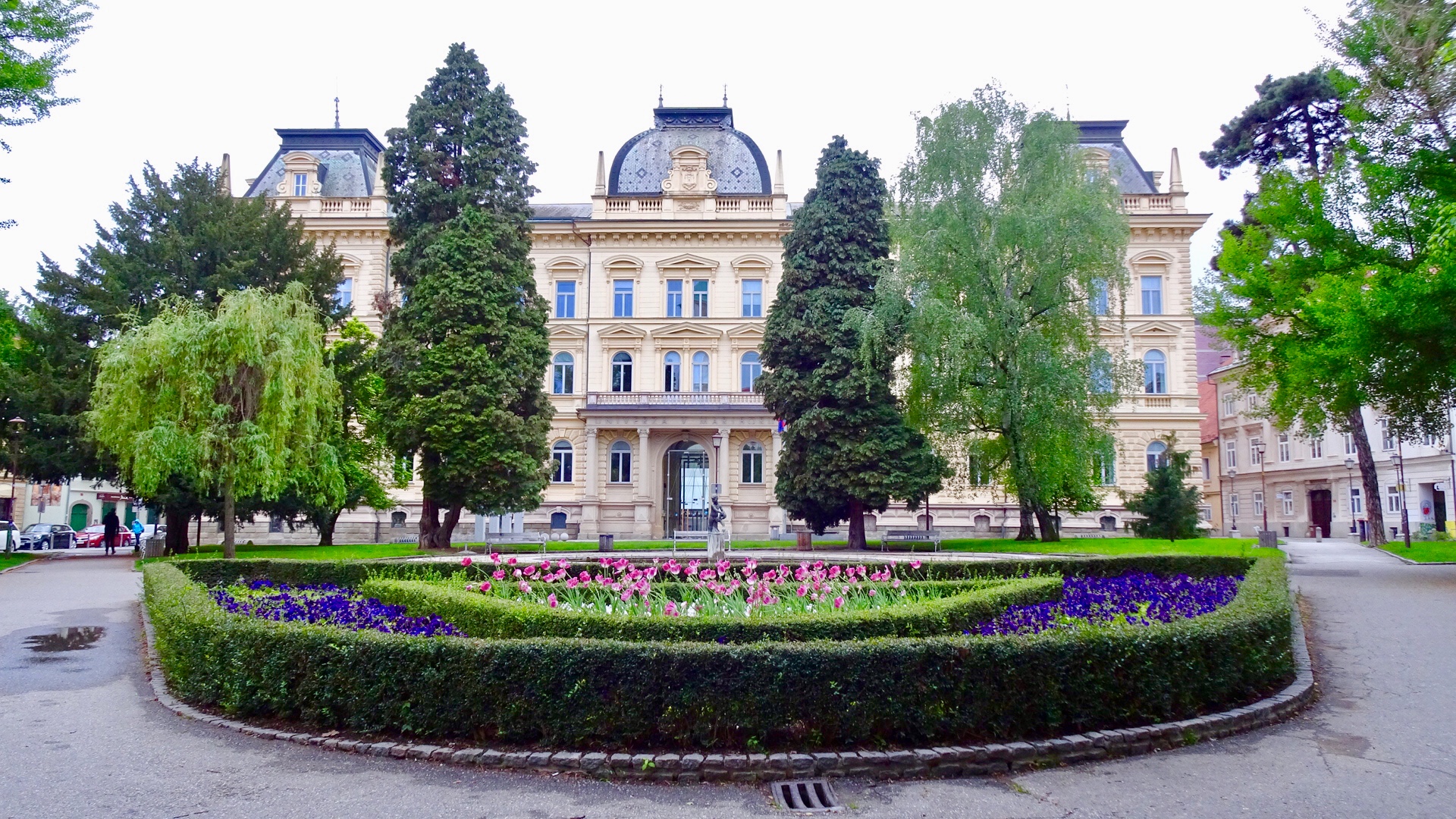 DC0A172E-37BC-49F2-B71A-7804508363AA