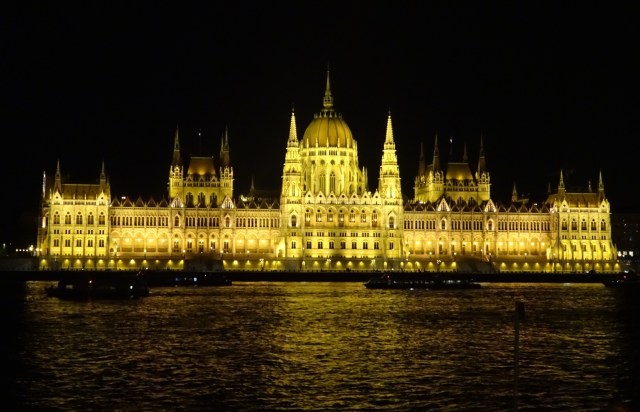 E0FFDC14-CF64-4DBE-BAD1-88796D9C8A04