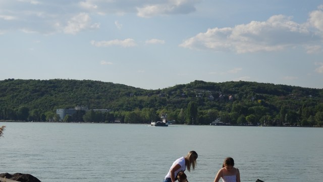 E4BEA0D2-2AFF-4D48-805D-CF03373FD822