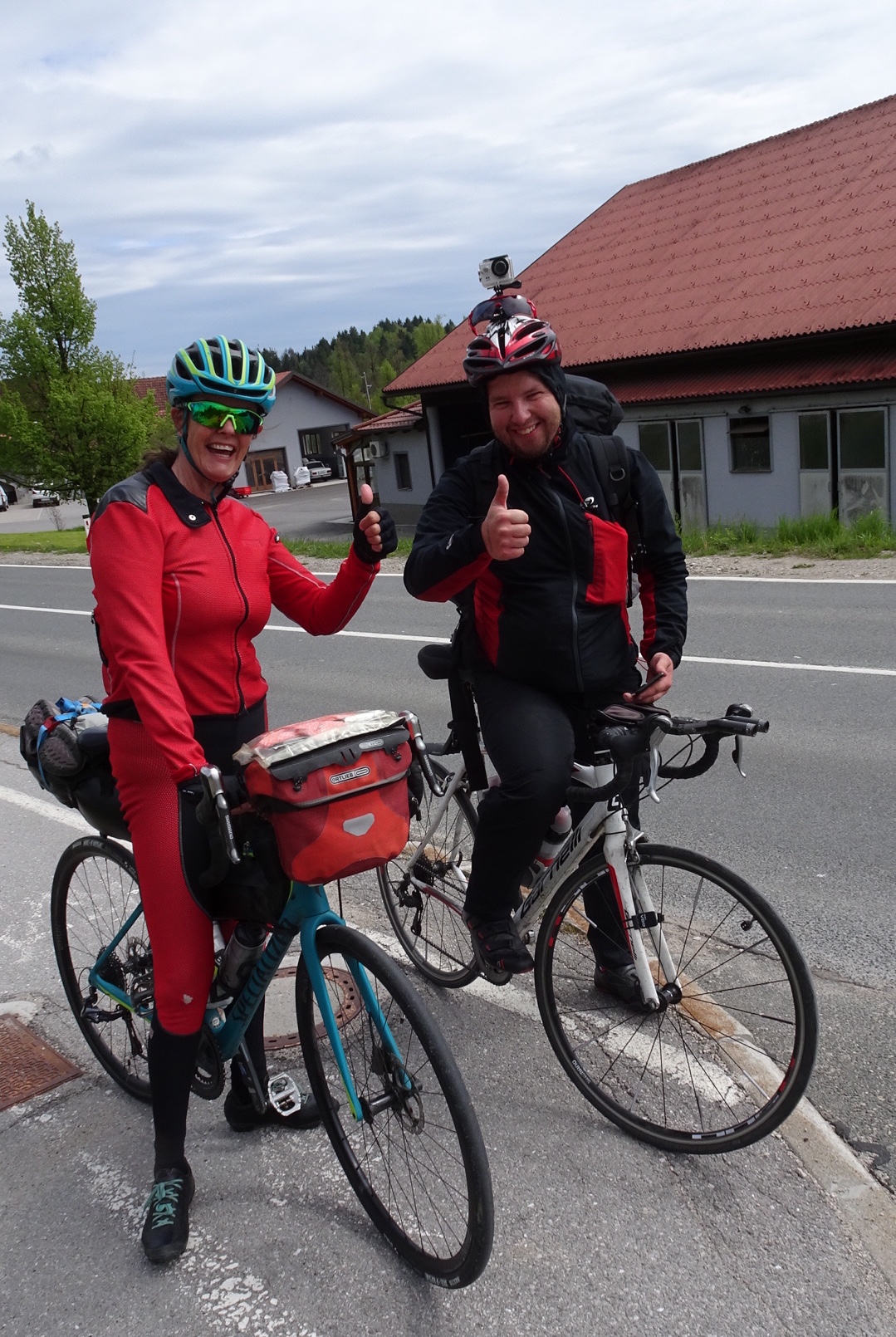 EBC4F7BE-B945-4CDC-AE64-E1C0520F84DB