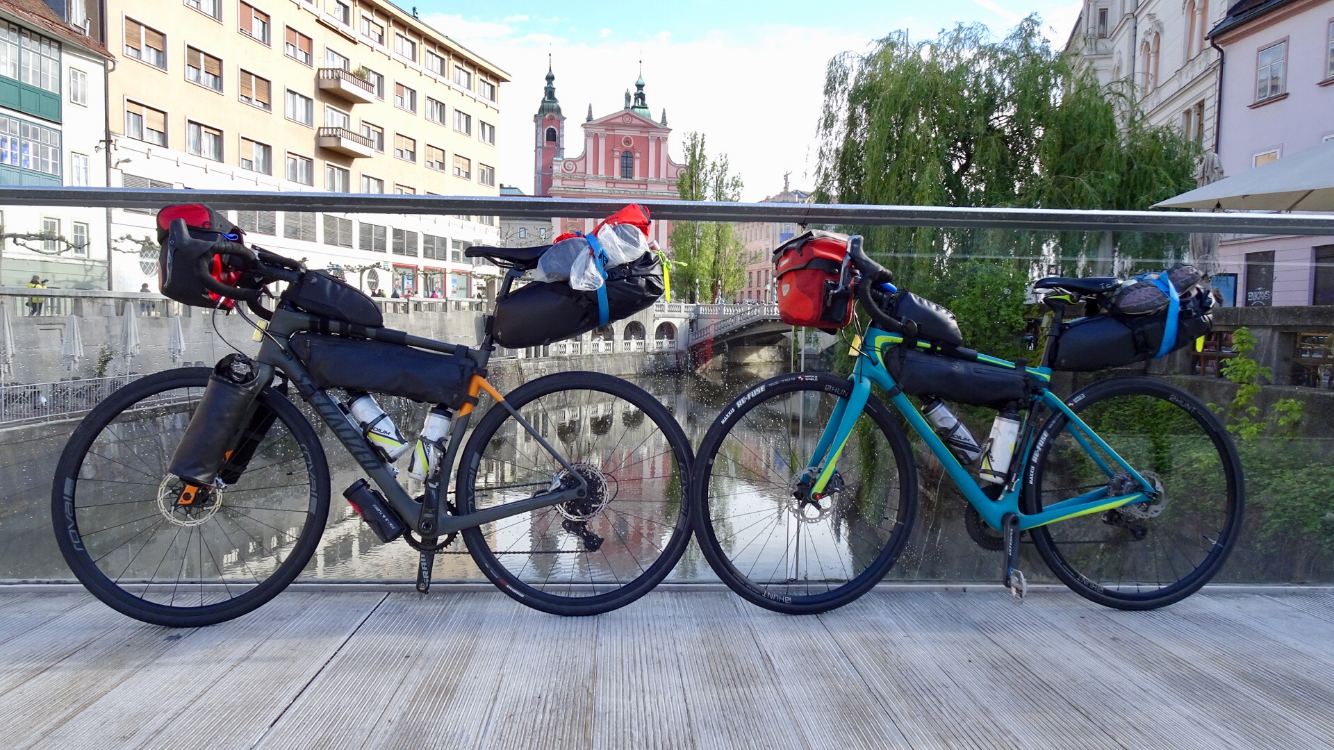 ED4A2BDB-0DA1-4A26-8DFE-8CC19F31F309