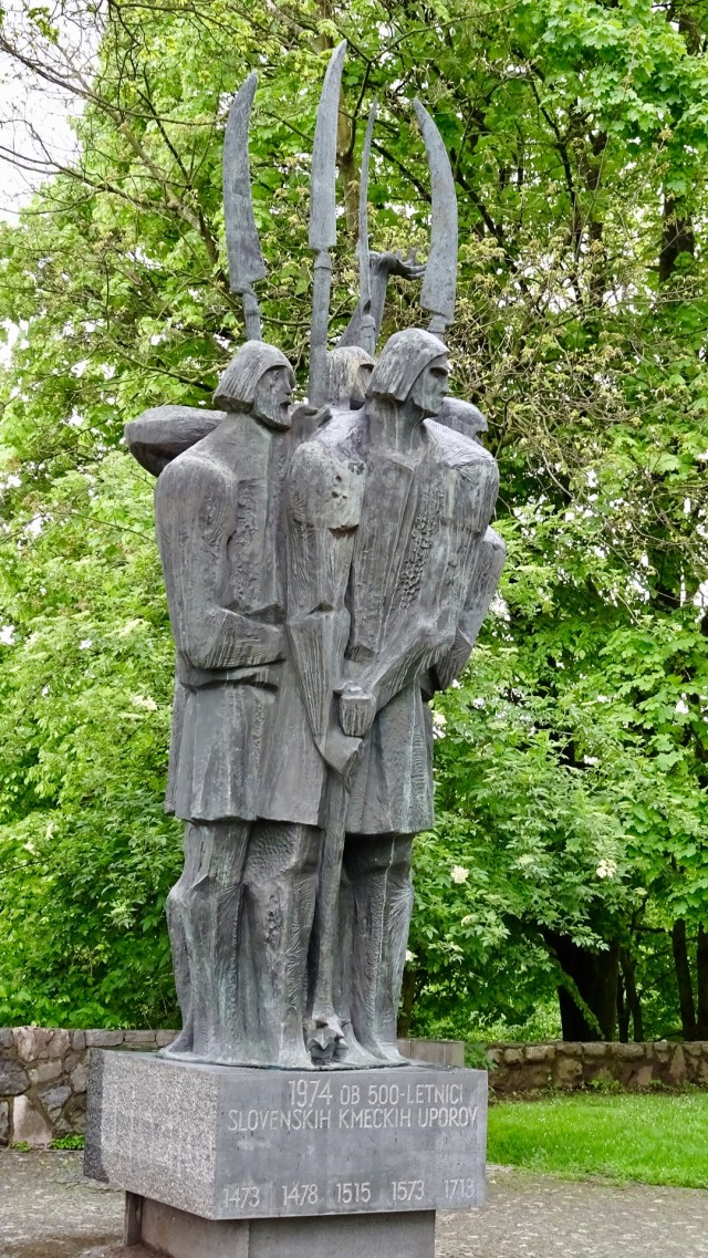 F0205C4F-A9A8-4749-956B-A97D1D589223