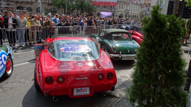 F58D1FF0-4B46-4A33-A903-0265B1B4D6AA