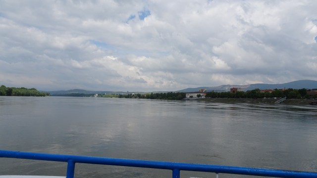 F744794B-7CD6-4318-91A5-E594FEC07409