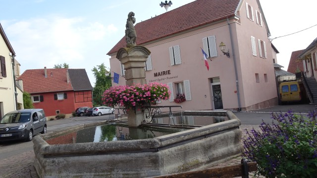 1005AEEF-AEAE-4B00-A50D-16BC8D6F13BD