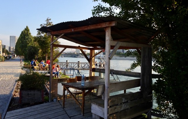 14D74A85-A98C-4D6F-B621-28E0128A5102