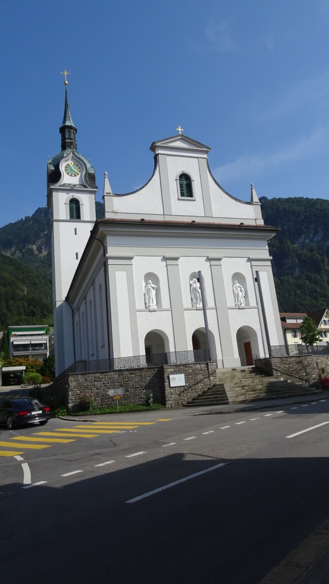 2FDCFCF4-2F8A-403E-A6BD-8EBFED14EB81