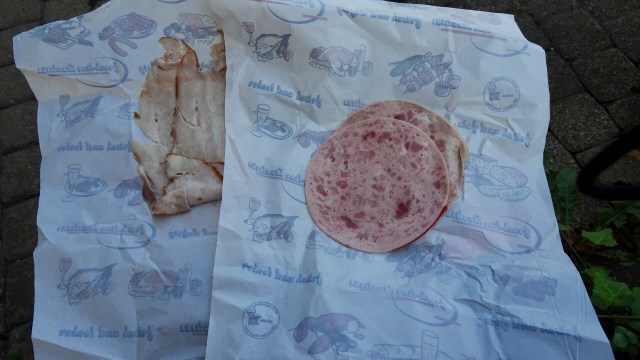 57F06C5D-A56F-49EF-83E2-680764283BEE