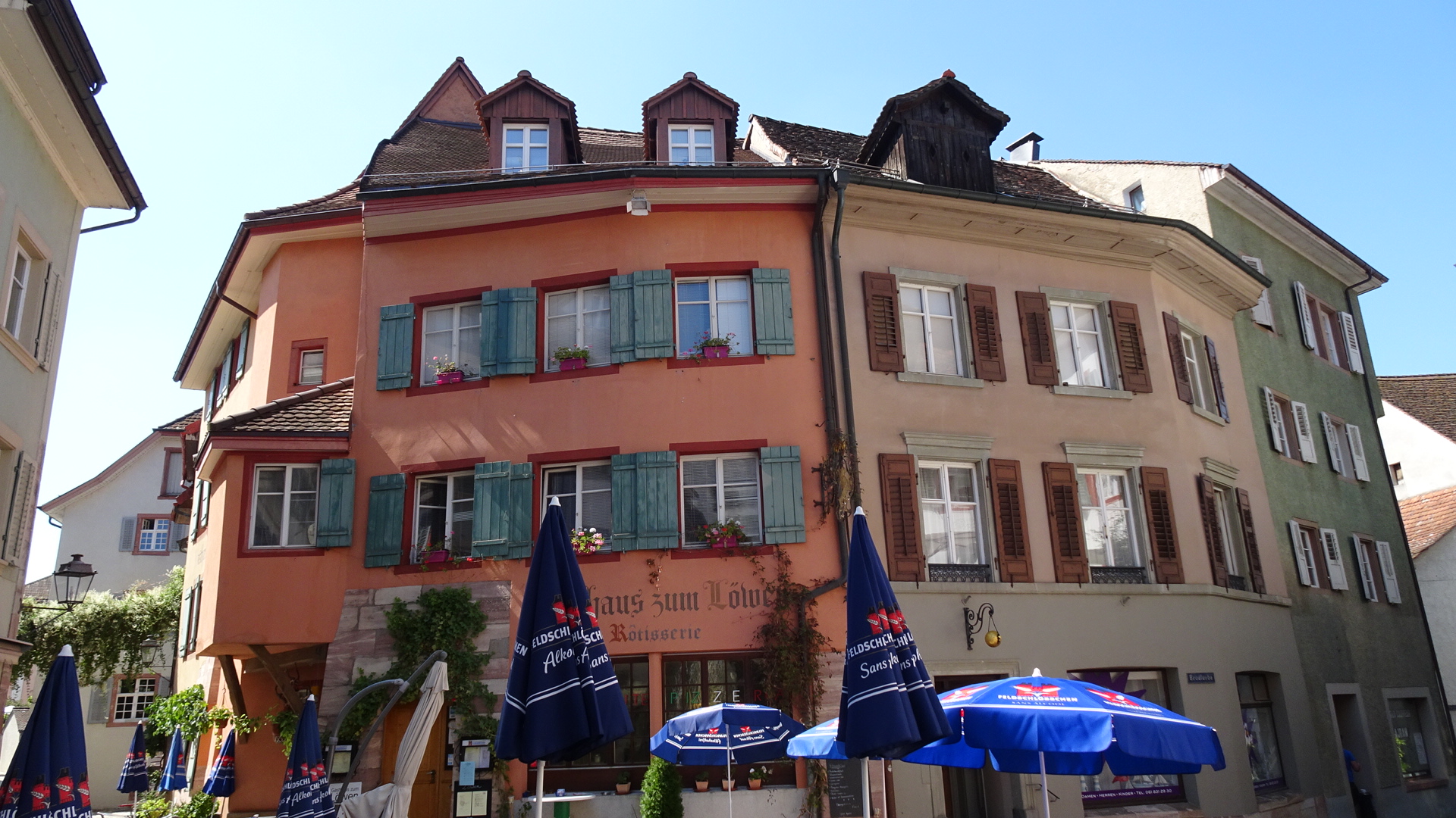 6DE2A6F9-02D2-41D7-8D8B-34273BE8D278