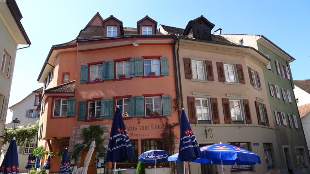 6DE2A6F9-02D2-41D7-8D8B-34273BE8D278