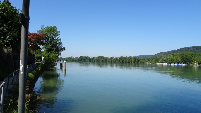 76105223-A061-40EB-9122-CAB231865B03