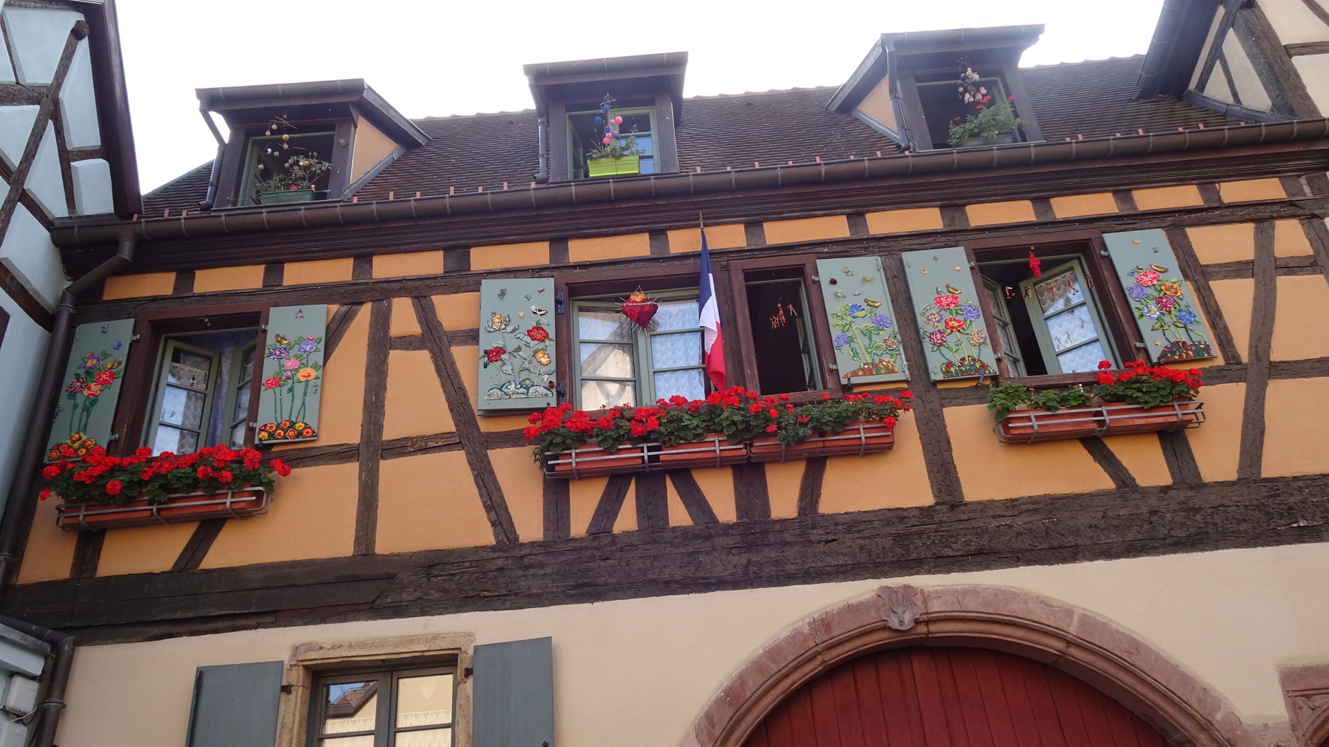 7FC6FF2F-3146-4728-89F3-0BC44F4AC0A0