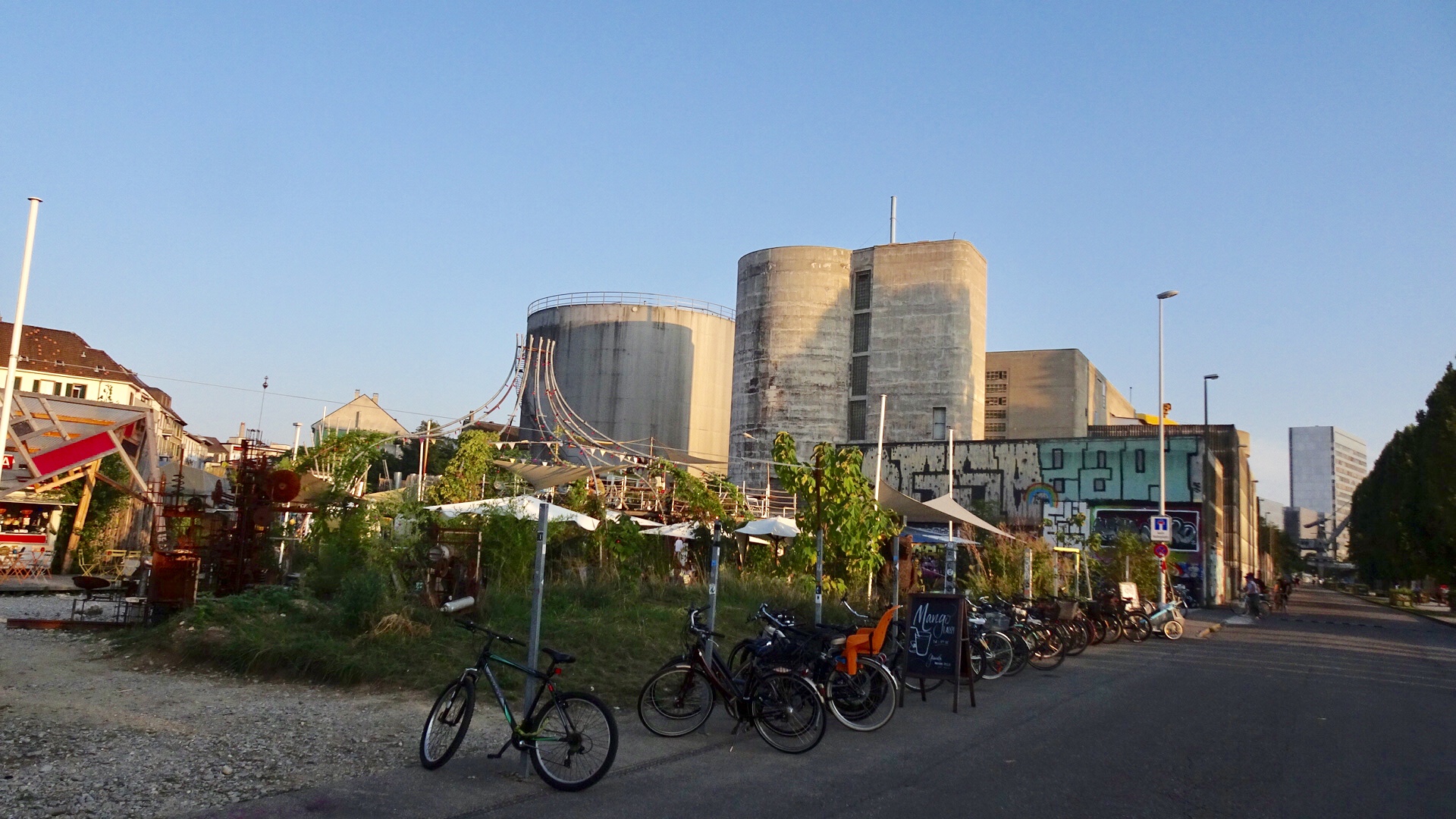 86F66A19-0D63-4AA6-BD63-362B7893D169