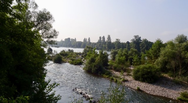 8B7E3F55-CCF5-4826-BAAB-F338A01B37AB