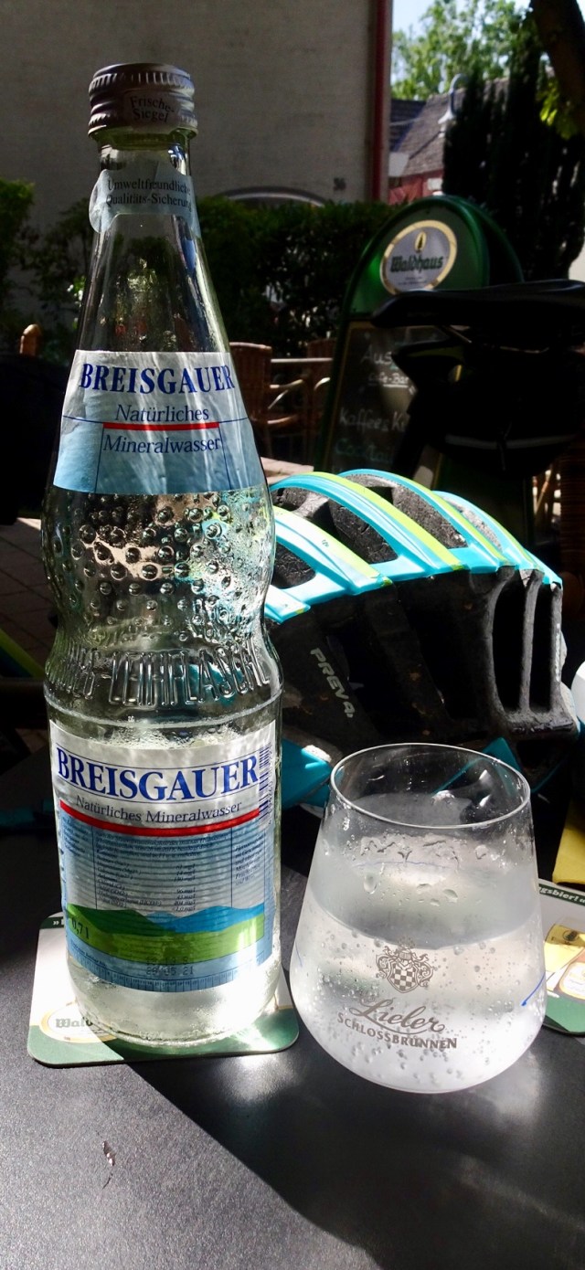 BBE8FBE4-4379-4B61-B533-7D1DA8511D6D