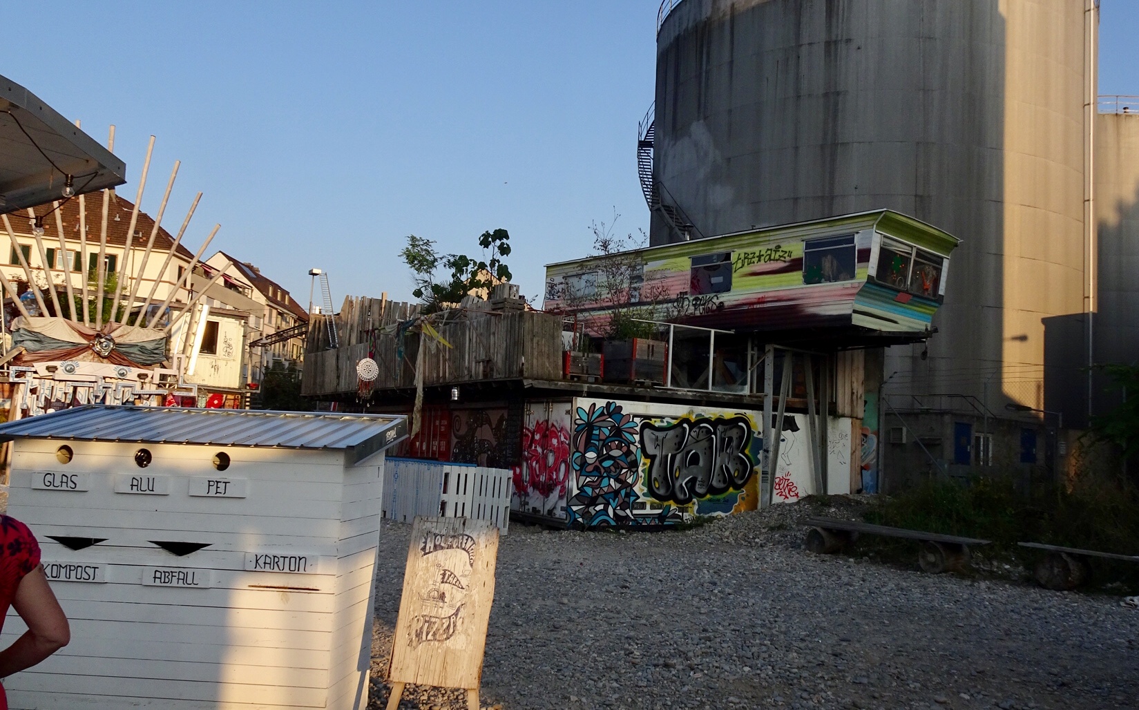 CB3C8140-61AB-4836-9312-7590B02E5FE5