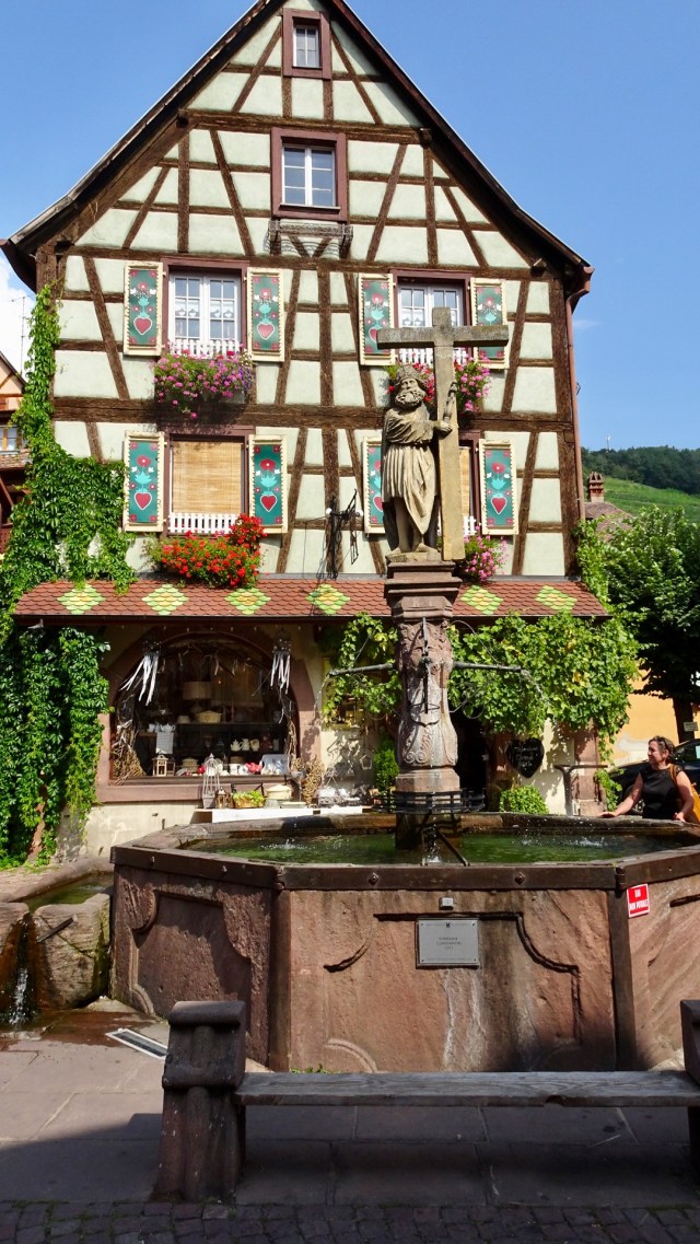 E0F5D694-0C13-46A7-9CC9-8B41D4EB94B0