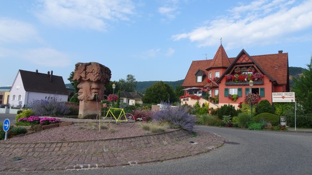 ECDAB7E9-DFB5-44EA-BA0E-ED6D0297227B