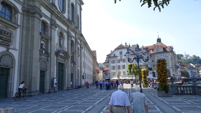 EFBB4953-A7FA-43AC-8EEB-BA863AE5DCDD