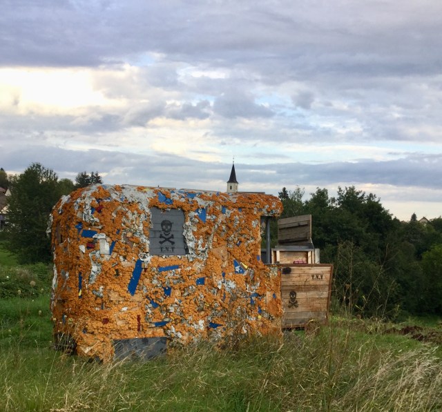 4121ED0C-4281-4BAC-8A77-A4A541C12E1E