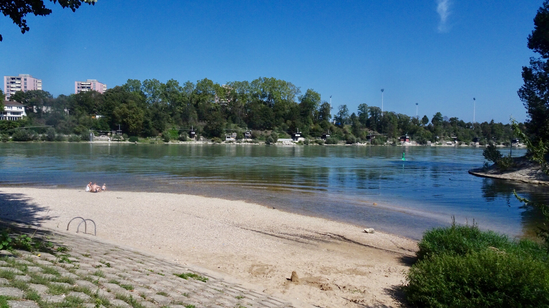 5BFFA2FC-ADE6-4AFE-AC7F-2BBCF14AB8EE