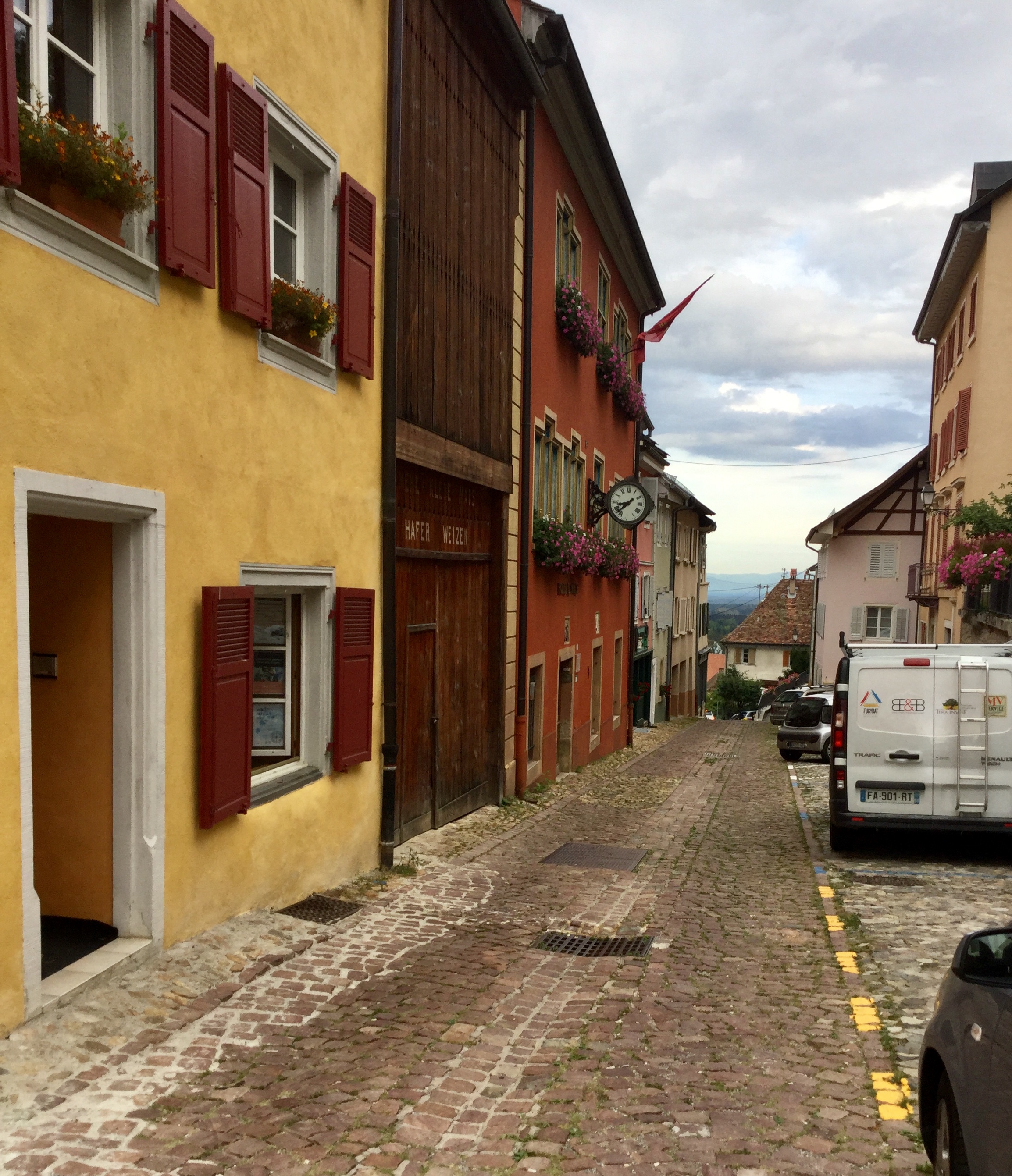 7096AFA6-4937-48D9-8B22-72F19B2CB27A