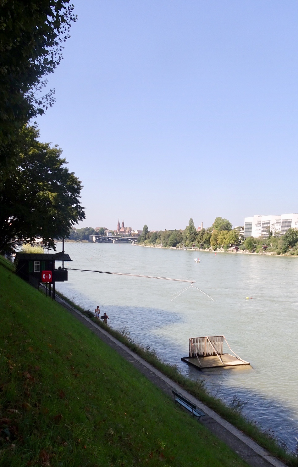 7A4FC93F-BC18-4F14-955F-2C46B12D798E