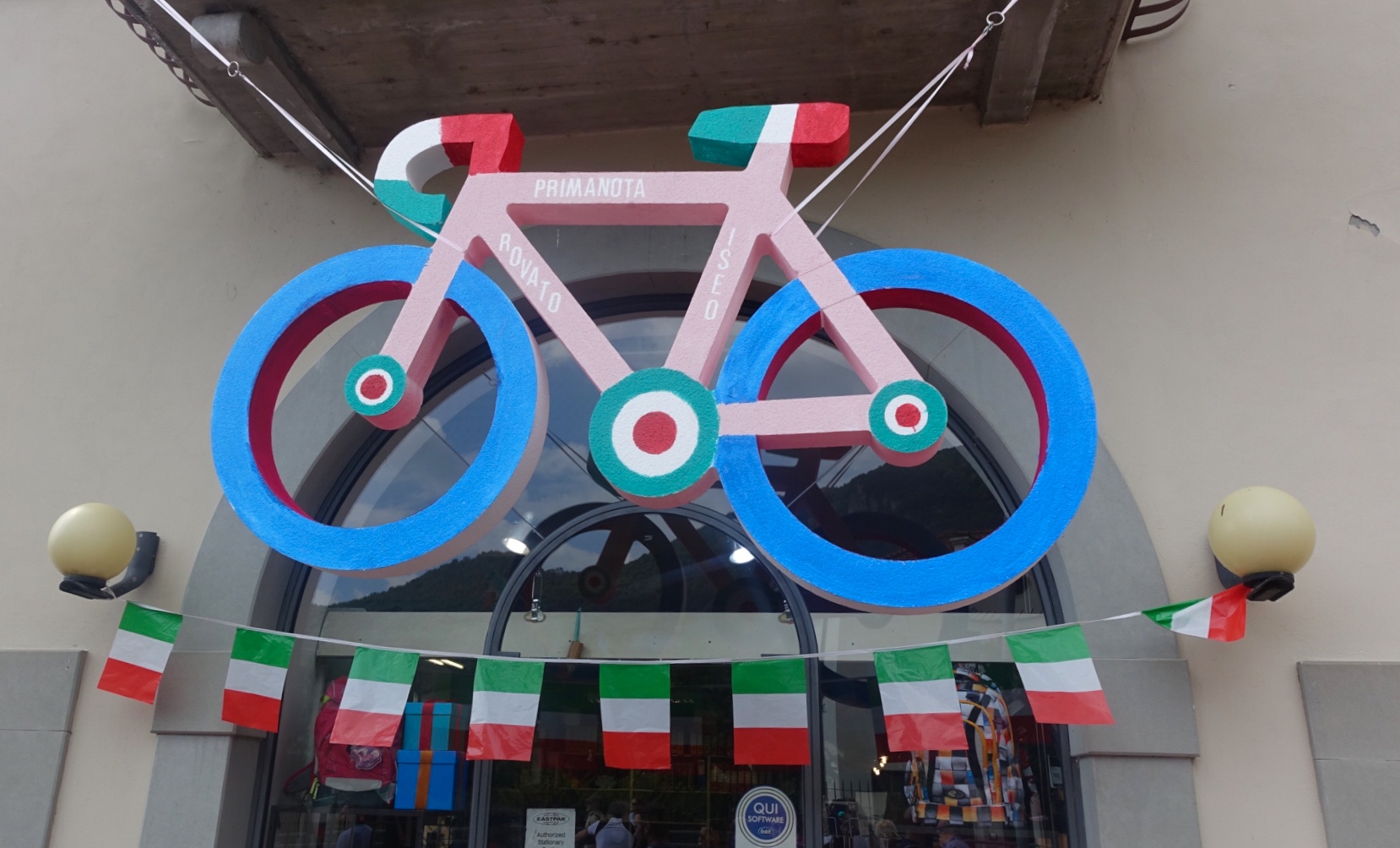 4C5BC19F-8062-43D9-956A-58F04F4A67A4