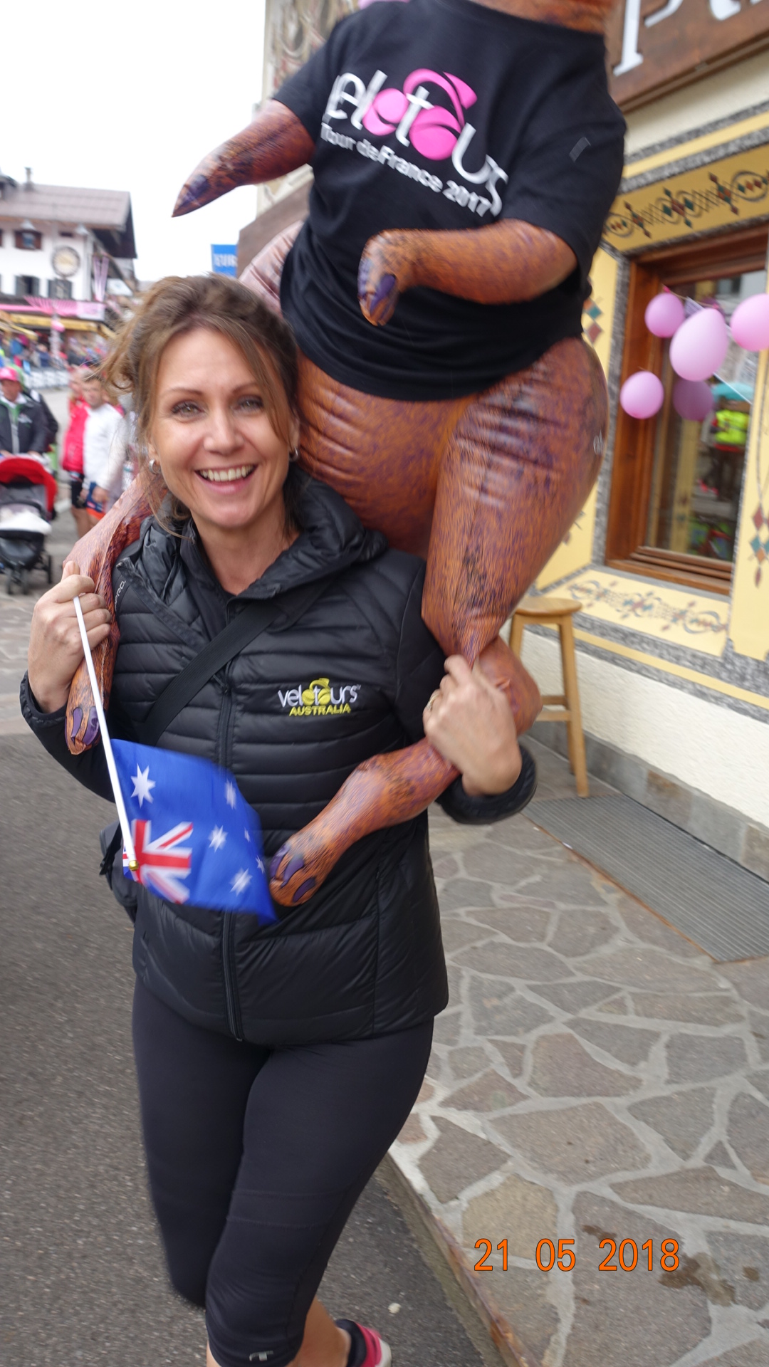 4F4AA0D9-48B4-4644-91AB-EBCED881BEF2