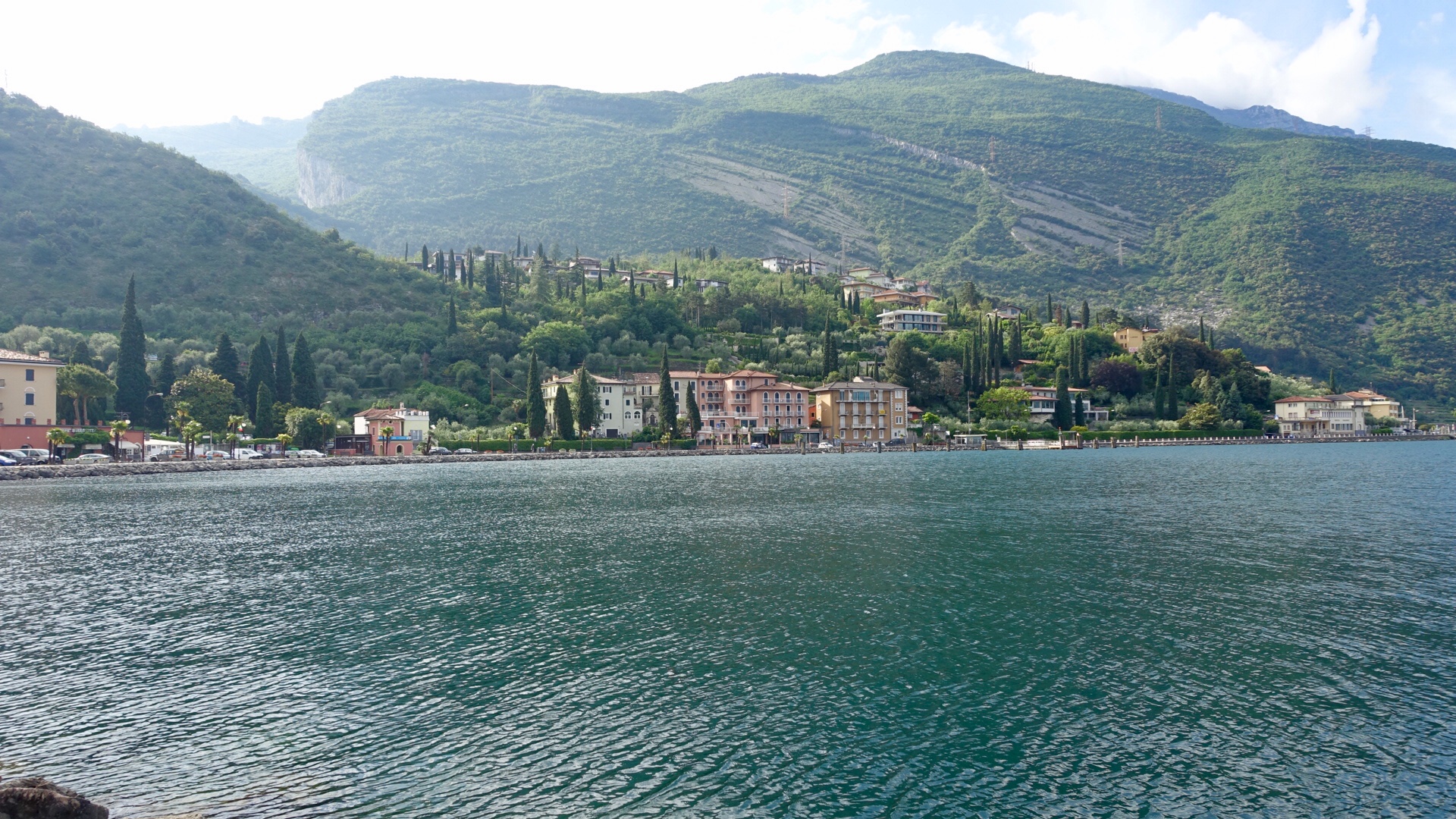 6BB1F7F9-DCE1-4246-B7FF-14D9BCB3B9E7