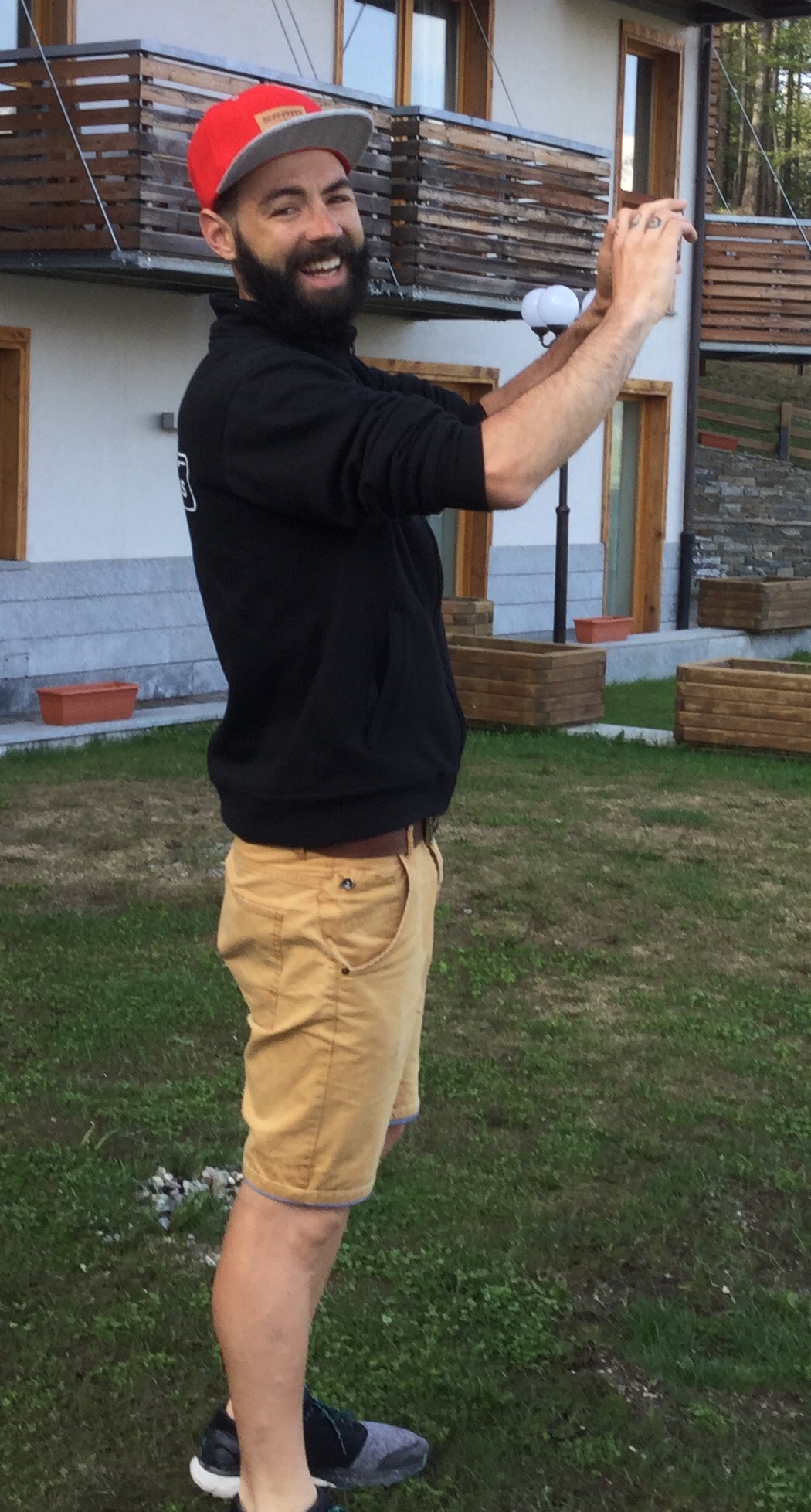 804A7454-89D4-4C84-9B4C-E402AB699BDC