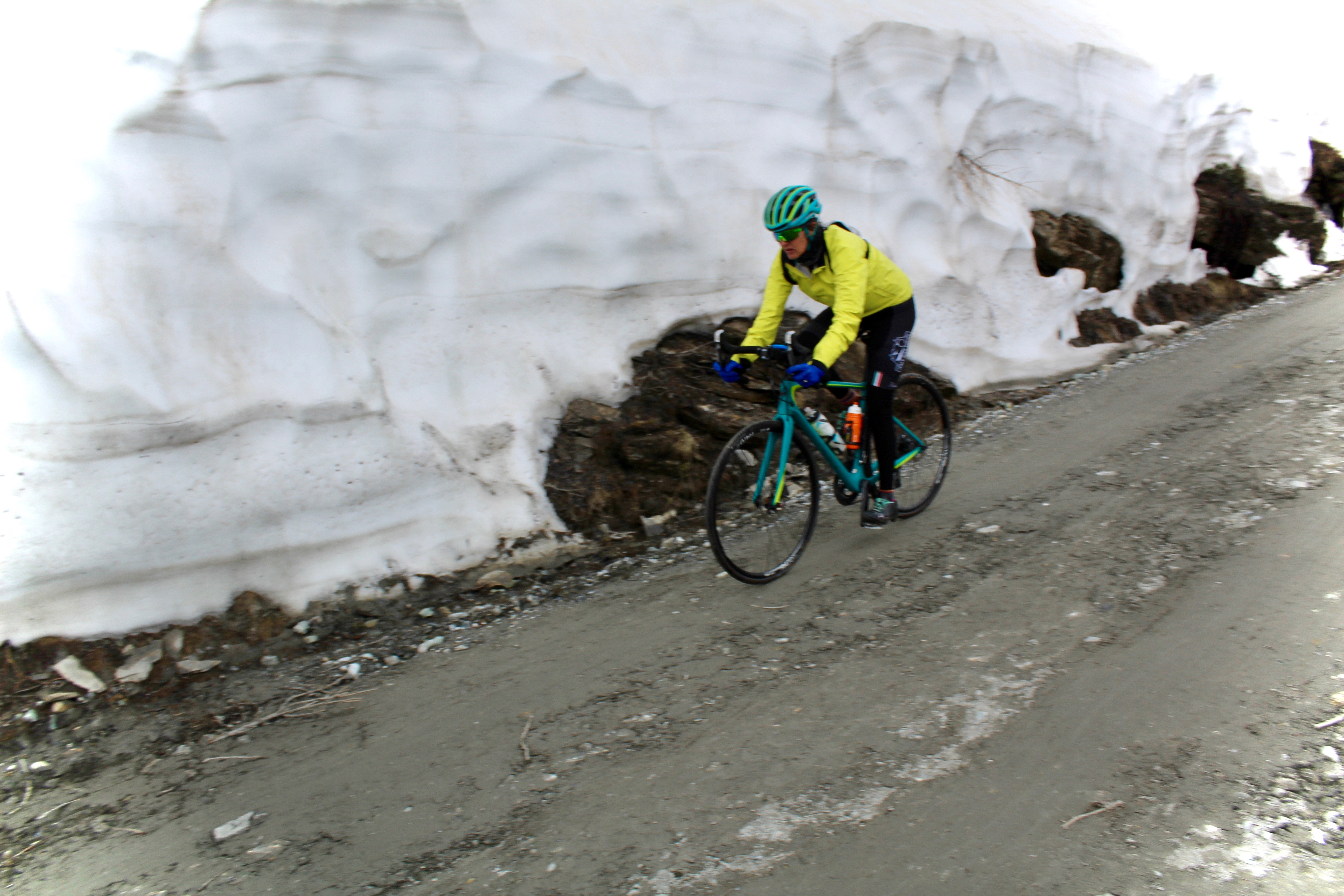 AE3E22AF-2A2D-4652-8600-CA97E5297ADC