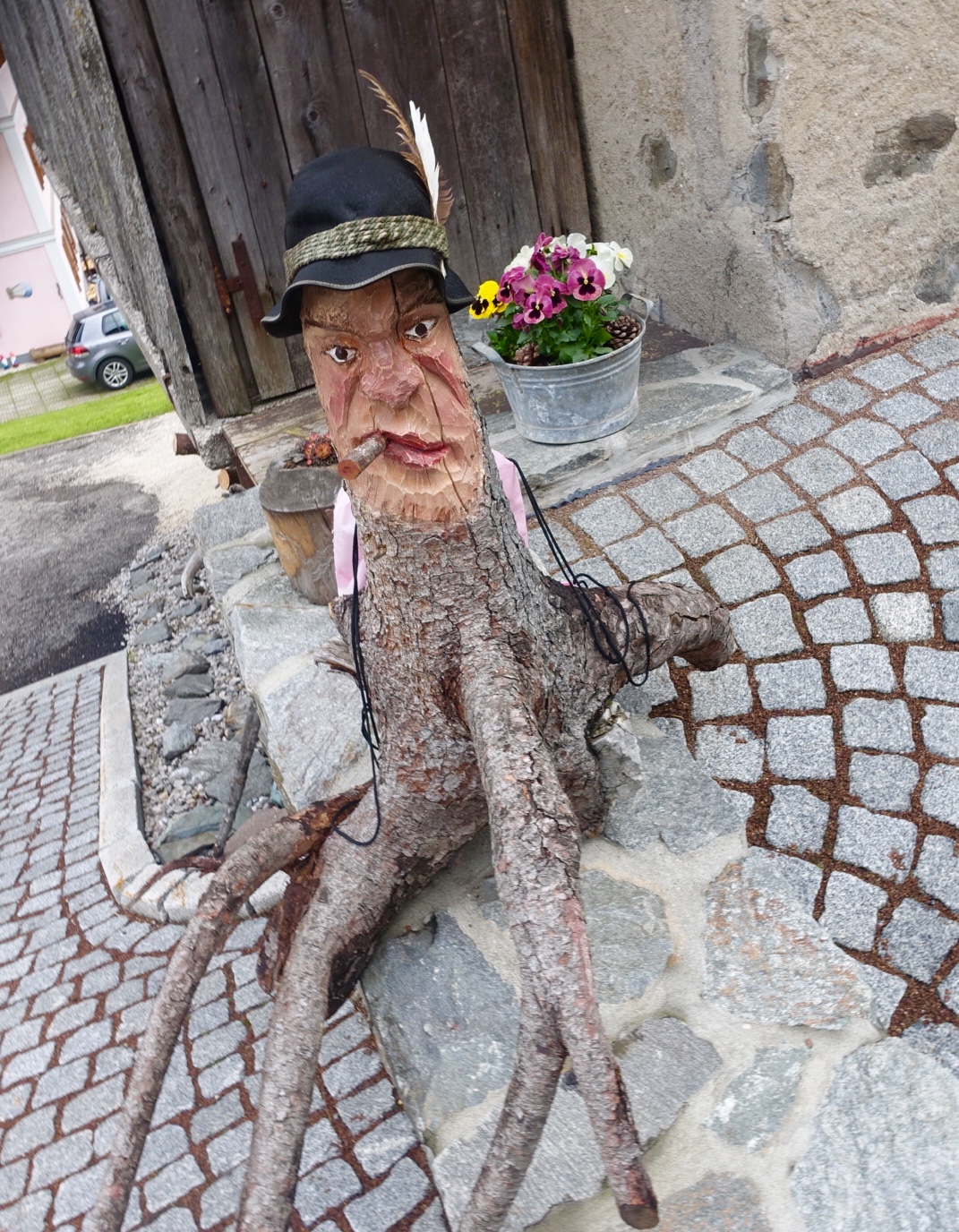 C92AE85F-0F1F-4EFE-935A-FDCD8F895B5E