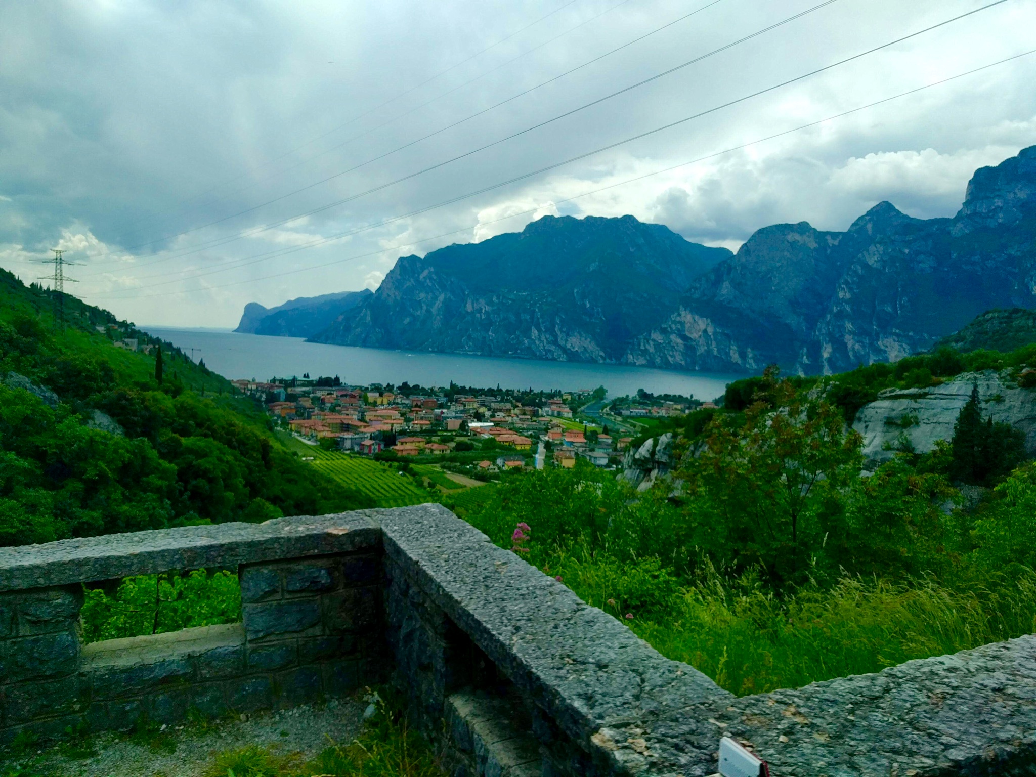 EA59A935-1180-4E59-8B4E-6140E06A3549