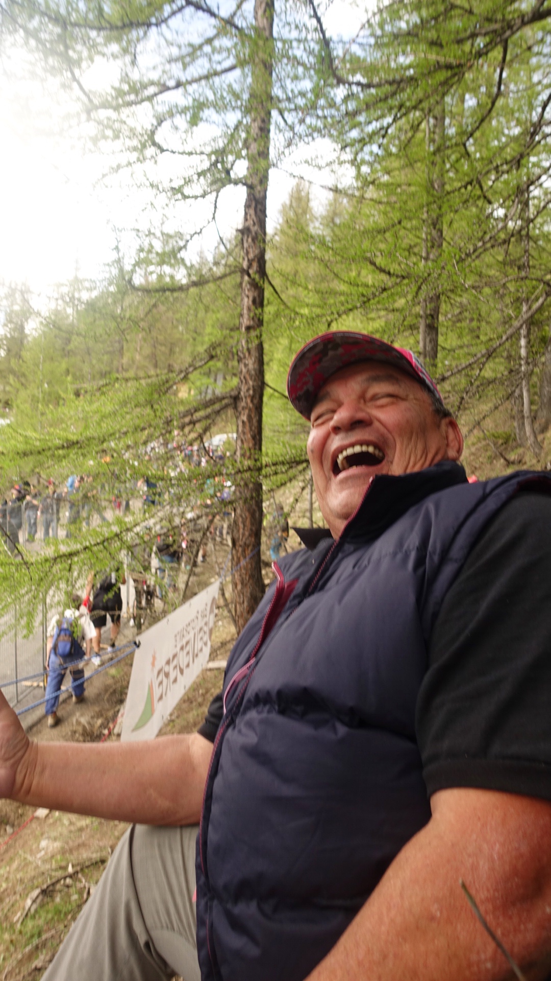 EB529443-4112-46A2-BBCD-39B1A8FC65DB