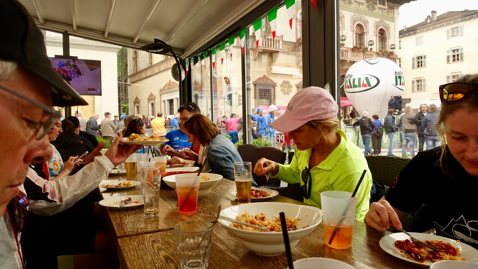 EE9E1E93-27C9-4DEF-9755-227F73FC4C47